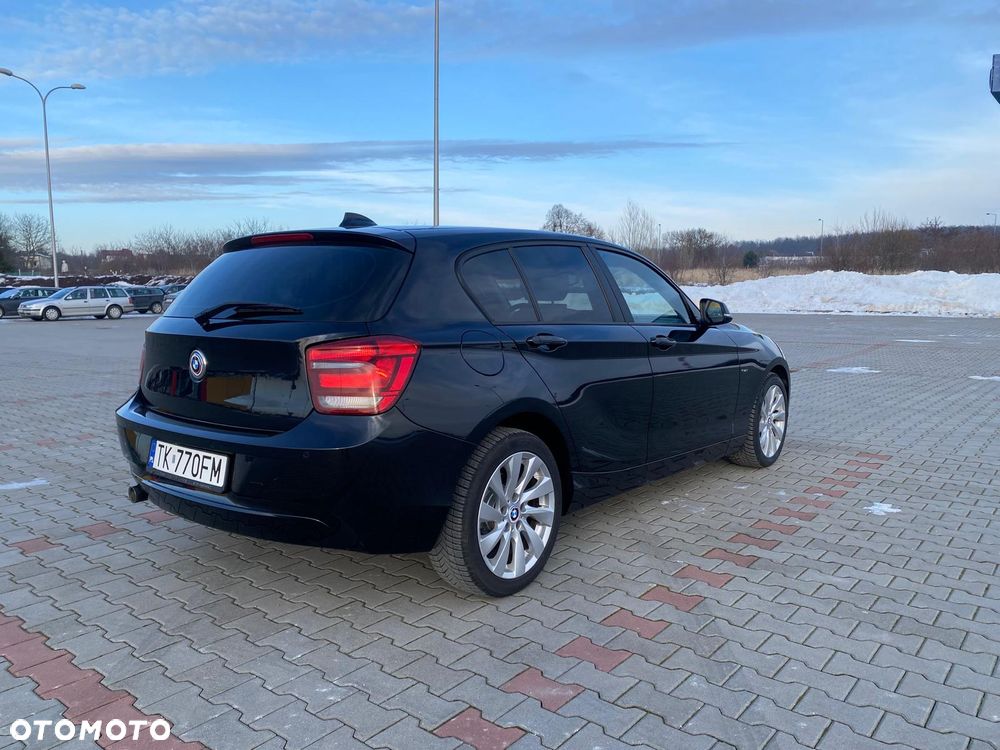BMW Seria 1 118d Sport Line - 7
