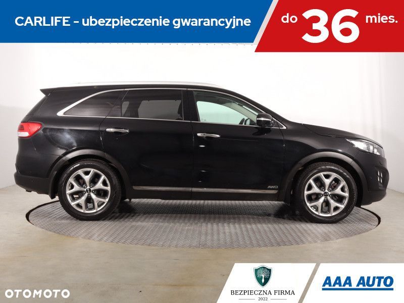 Kia Sorento - 8