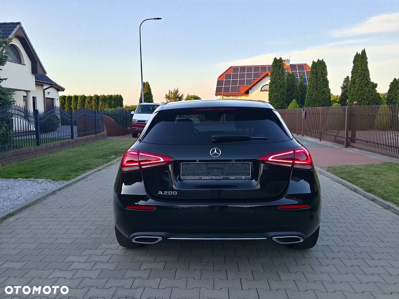 Mercedes-Benz Klasa A 200 7G-DCT Special Edition - 4