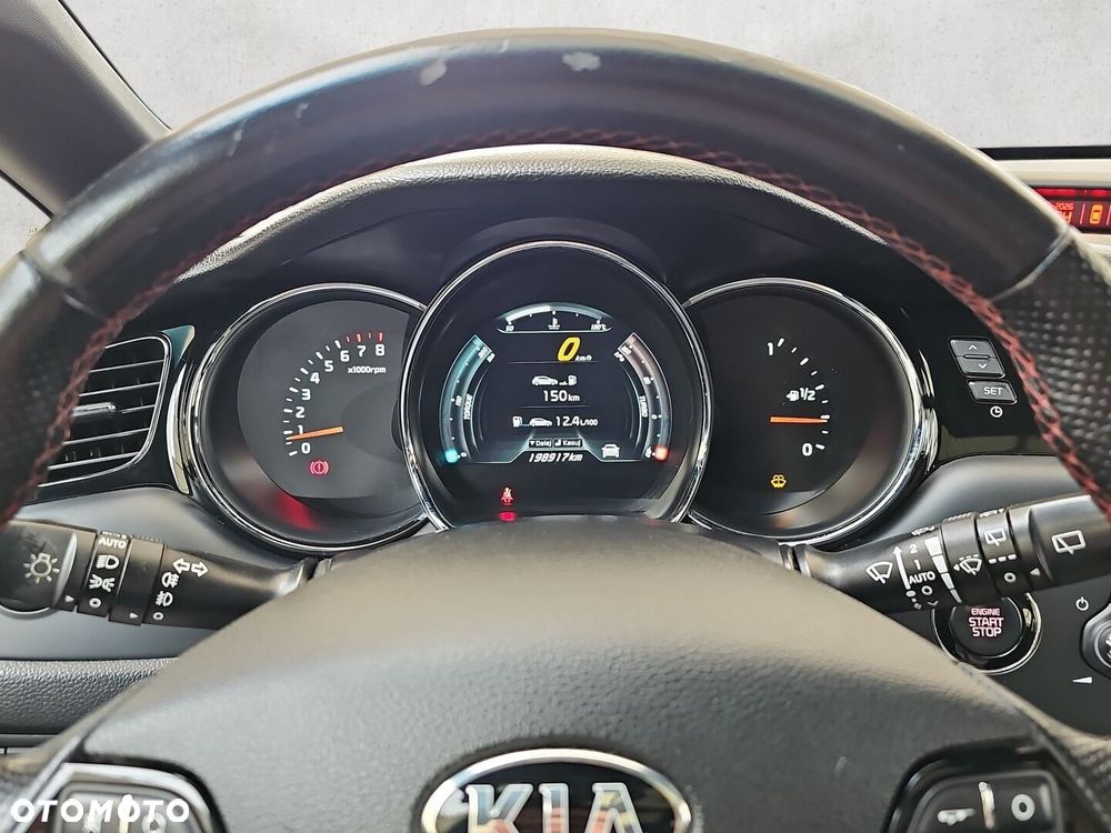 Kia Ceed - 12