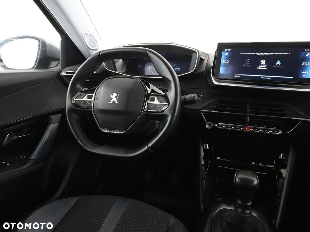 Peugeot 2008 1.2 PureTech Allure S&S - 17