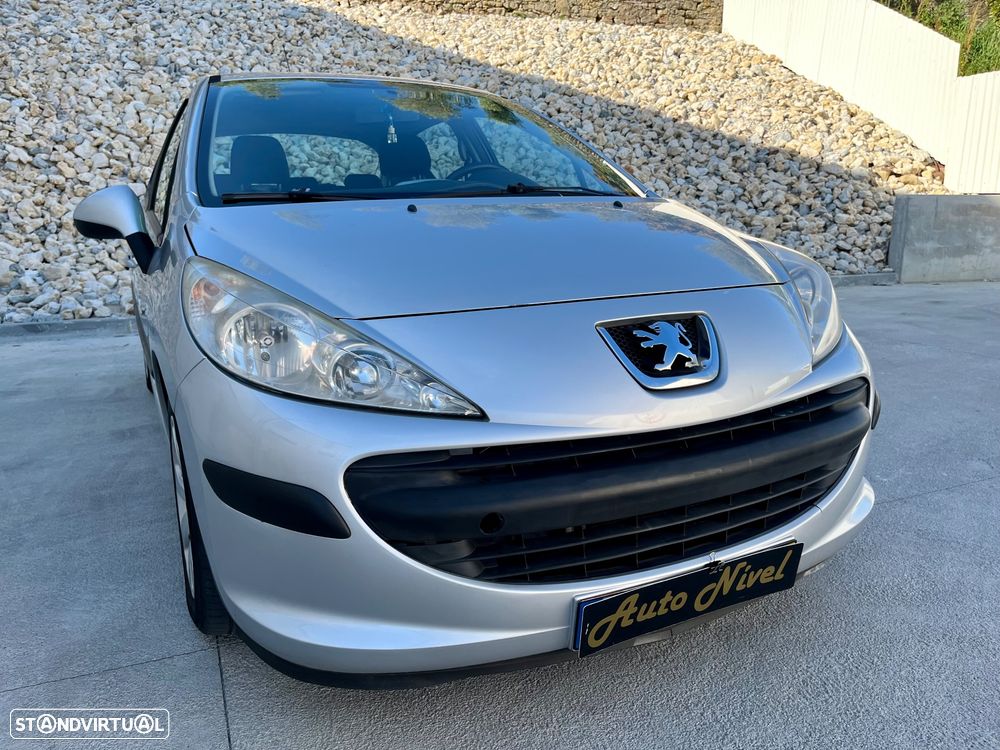 Peugeot 207 1.4 16V Trendy - 11