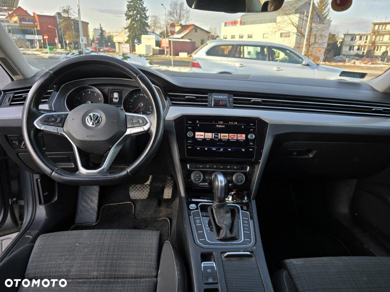 Volkswagen Passat 2.0 TSI Business DSG - 6