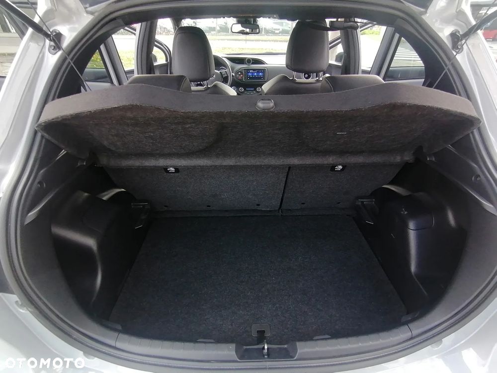 Toyota Yaris Hybrid 1.5 VVT-i - 37