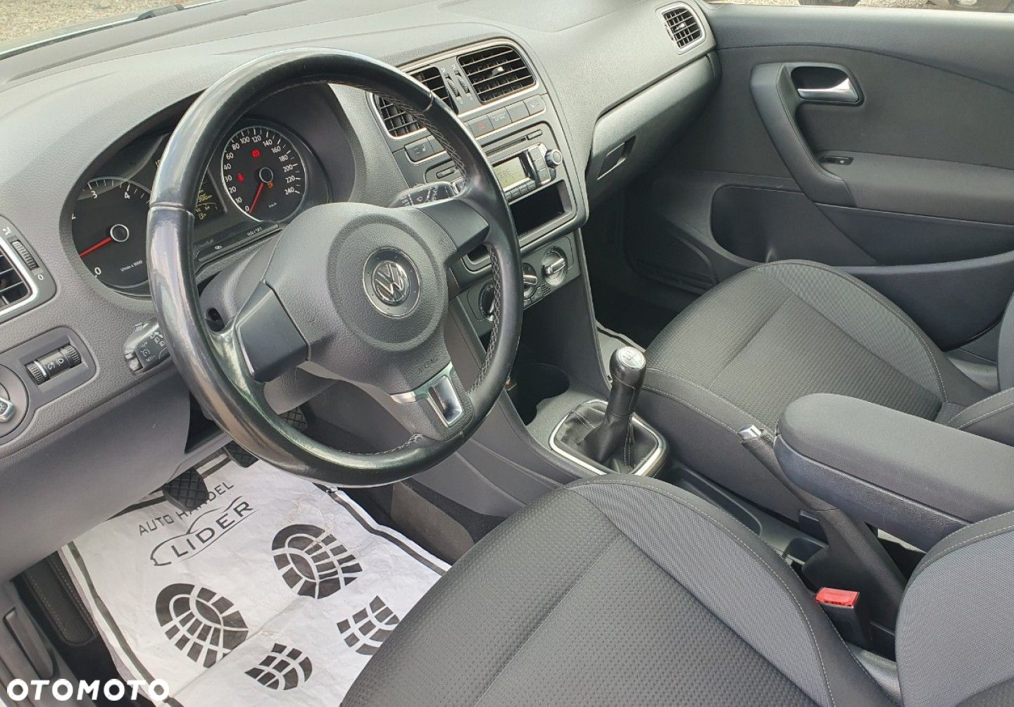 Volkswagen Polo - 7