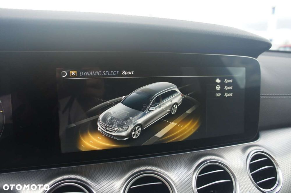 Mercedes-Benz Klasa E - 13