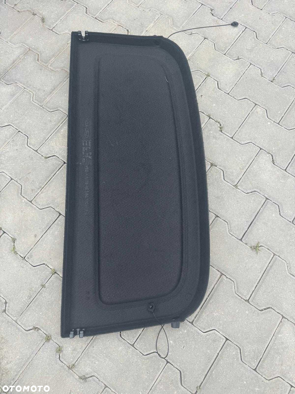 Półka bagażnika Ford Fiesta MK8 po 2017 roku bez uszkodzeń - 2