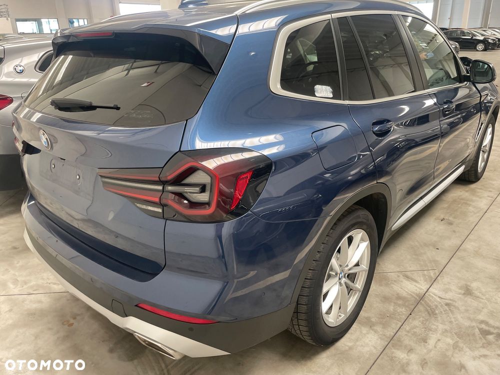 BMW X3 sDrive18d Advantage sport - 5