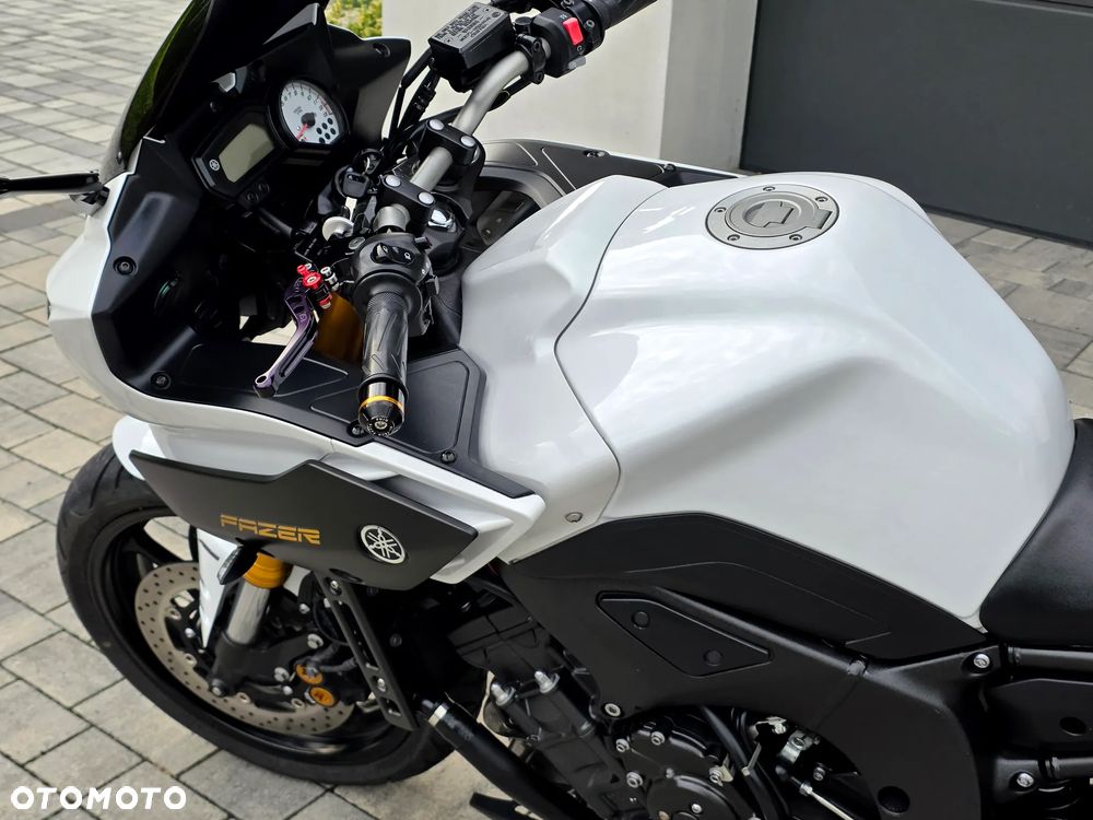 Yamaha FZ8 - 33