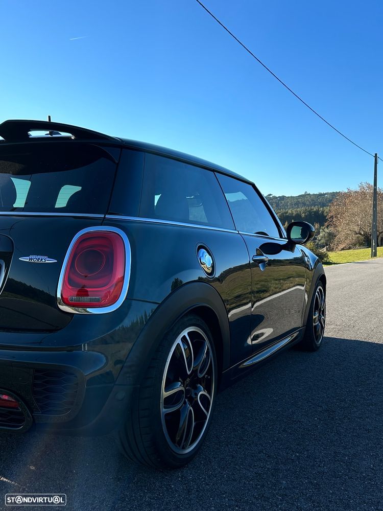 MINI 3 Portas John Cooper Works Auto Desportiva - 11