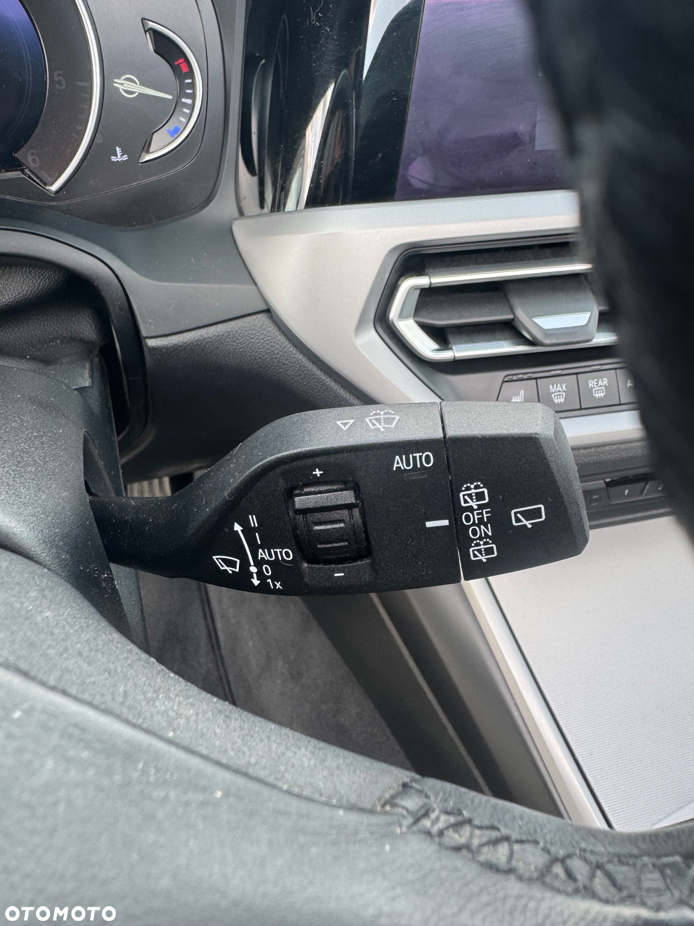BMW Seria 3 318d Luxury Line - 37