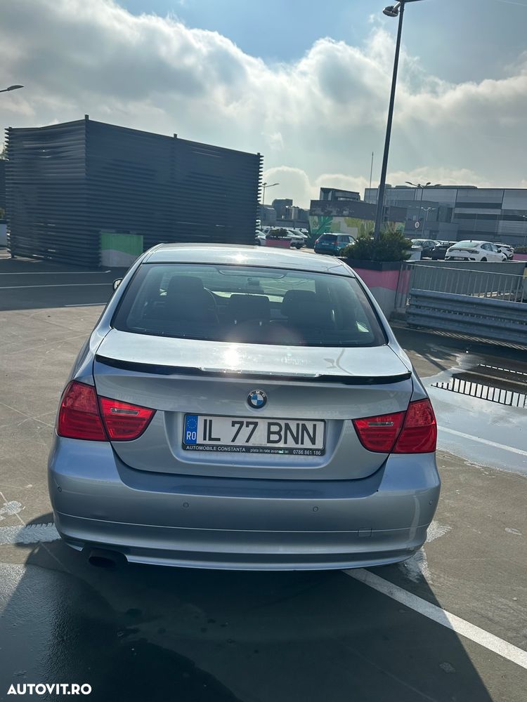 BMW Seria 3 316i - 5