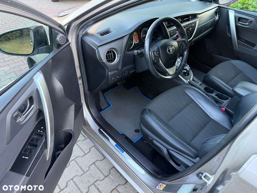 Toyota Auris 1.8 VVT-i Automatik Executive - 19