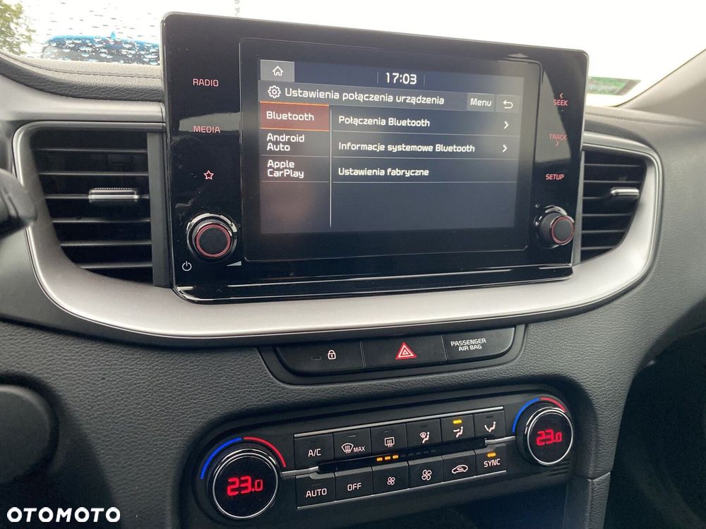 Kia XCeed - 24