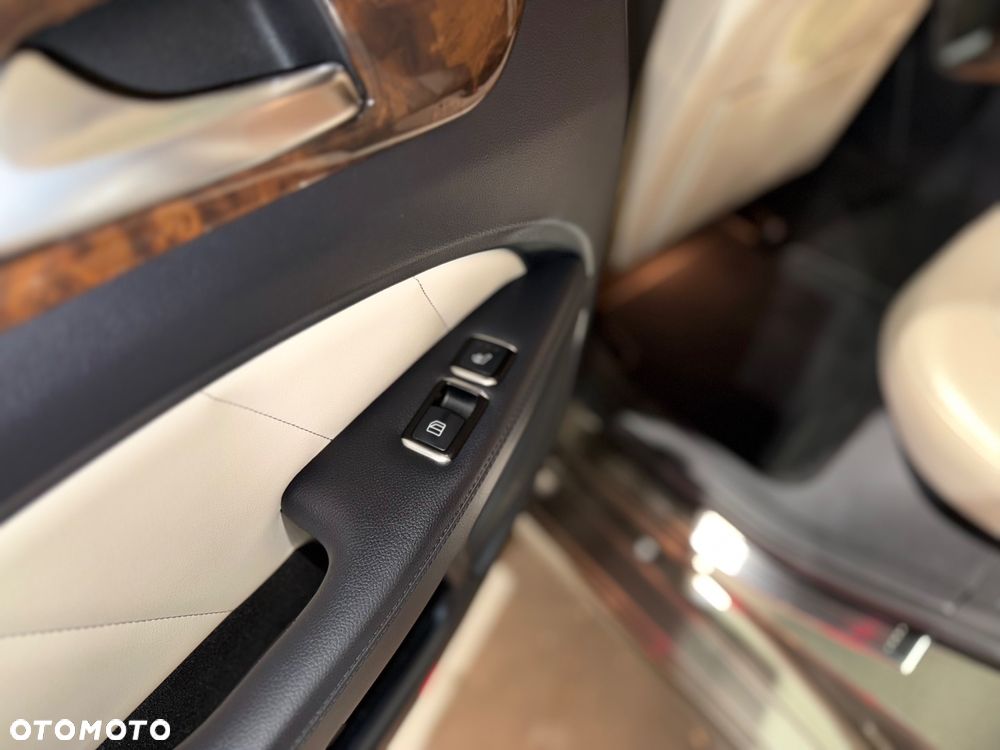 Mercedes-Benz CLS - 15