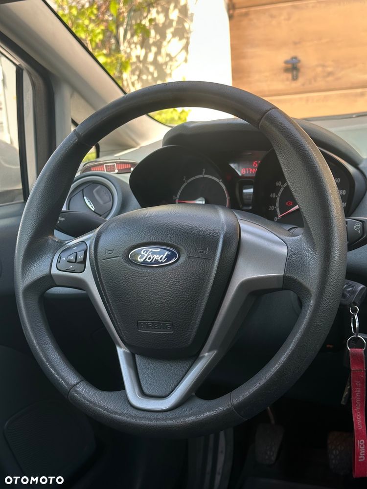 Ford Fiesta 1.4 TDCi Titanium - 23