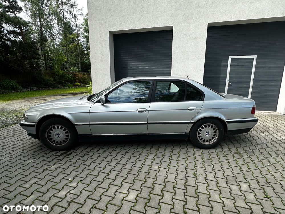BMW Seria 7 - 6