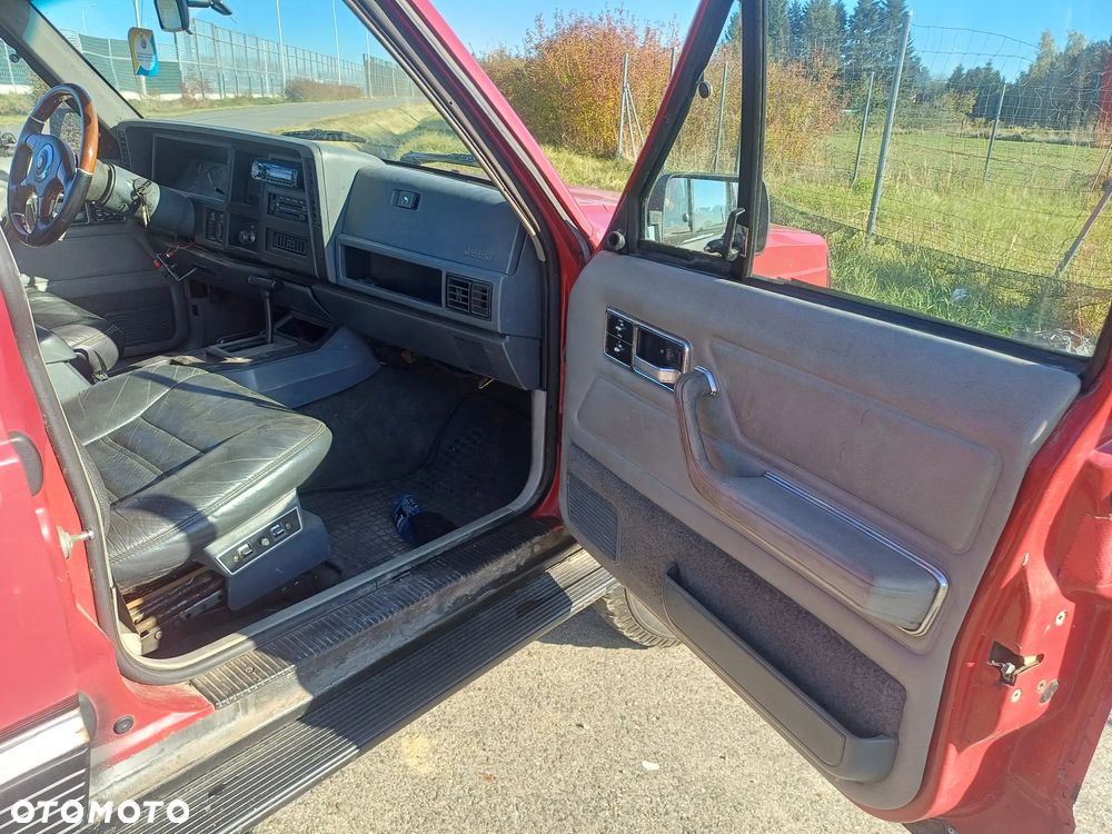 Jeep Cherokee 4.0 - 13