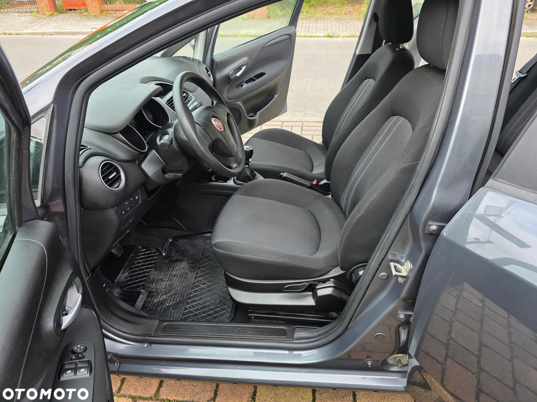 Fiat Punto Evo - 19