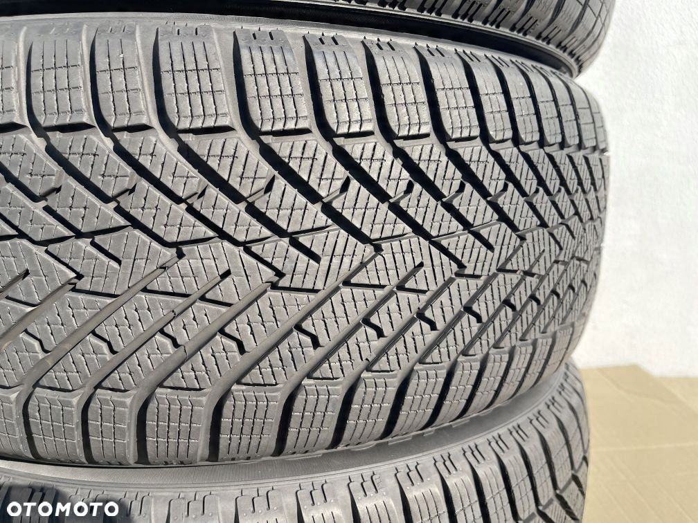 OPONY 235/50/20 104V PIRELLI WINTER SCORPION 2 - 4