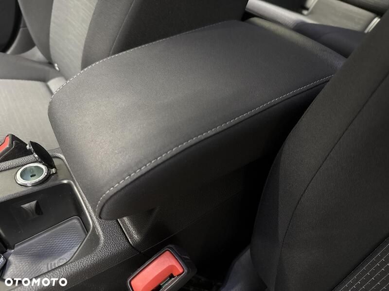 Volkswagen Golf - 18