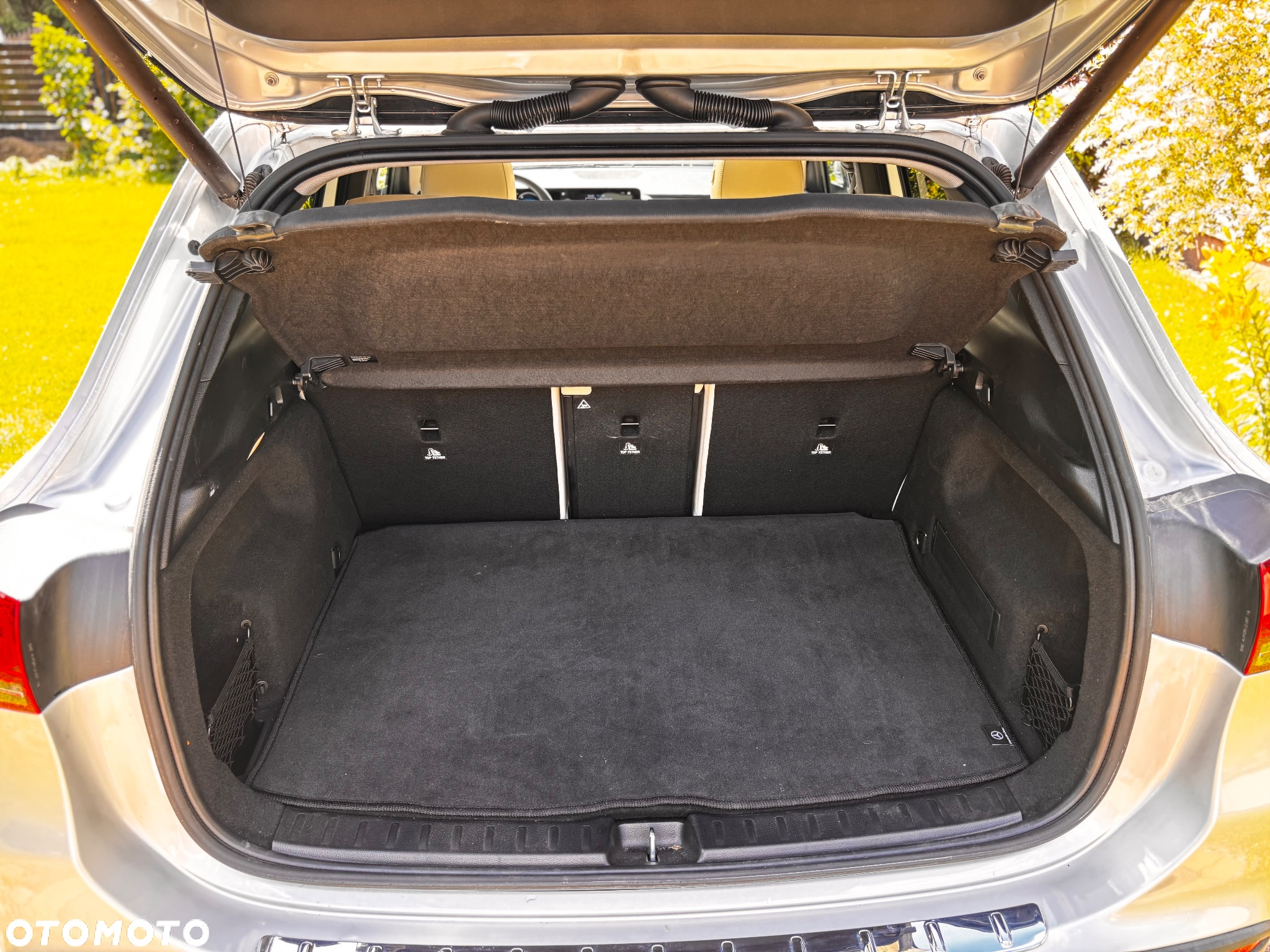 Mercedes-Benz GLA 250 8G-DCT - 26