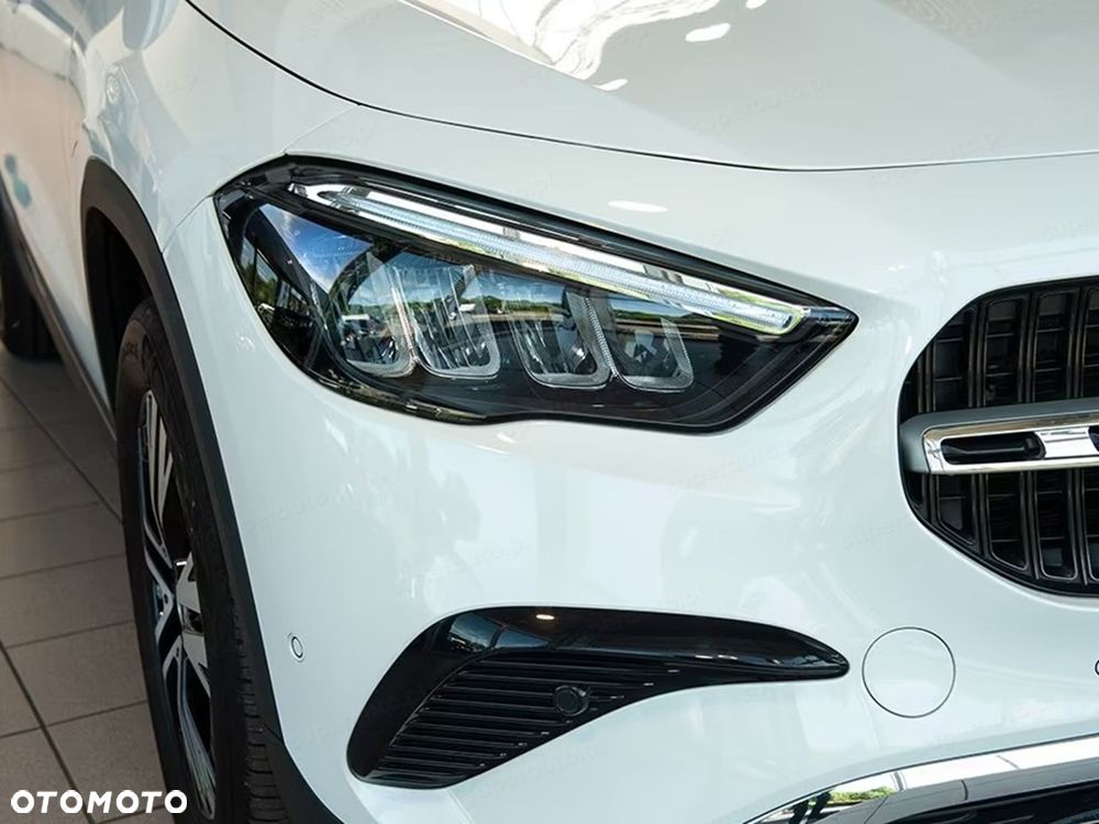 Mercedes-Benz GLA 200 Progressive - 6