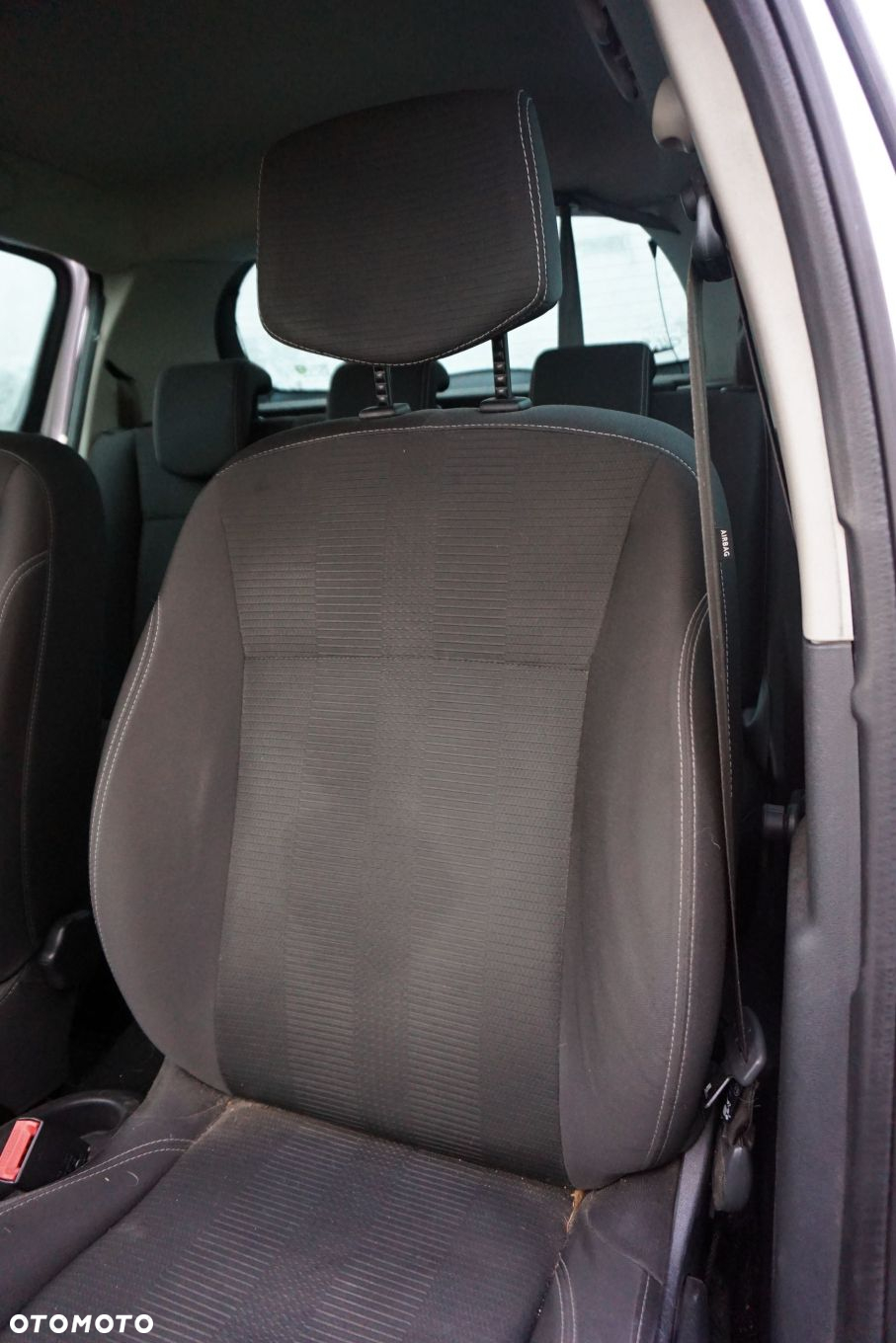 FOTEL PRZEDNI LEWY CLIO III PH2 LIFT 5D HB  RENAULT 2009-2012 - 2