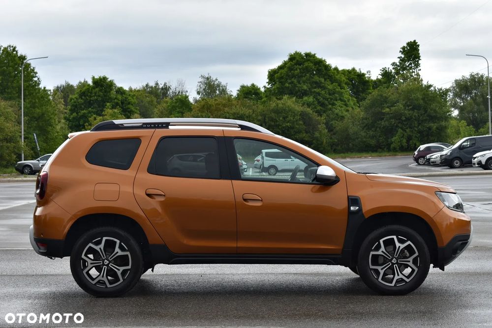 Dacia Duster 1.0 TCe SL Celebration - 11