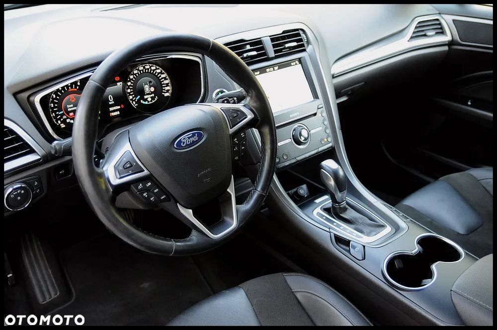 Ford Mondeo - 20