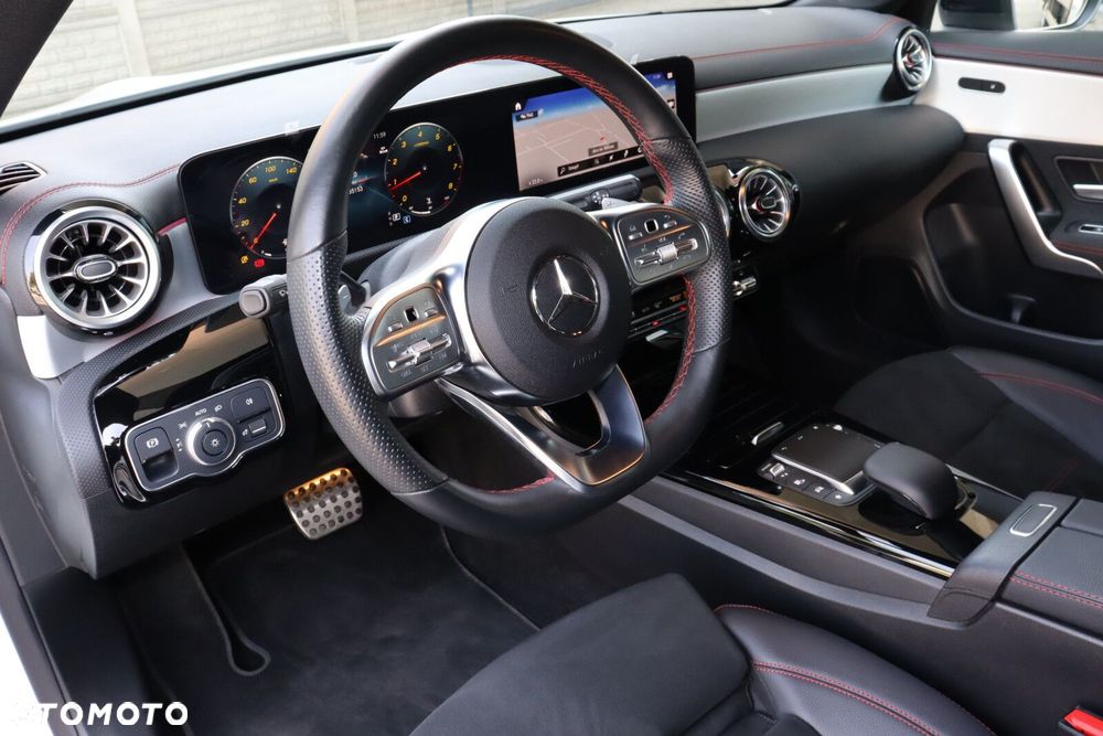 Mercedes-Benz CLA 200 mHEV AMG Line 7G-DCT - 9