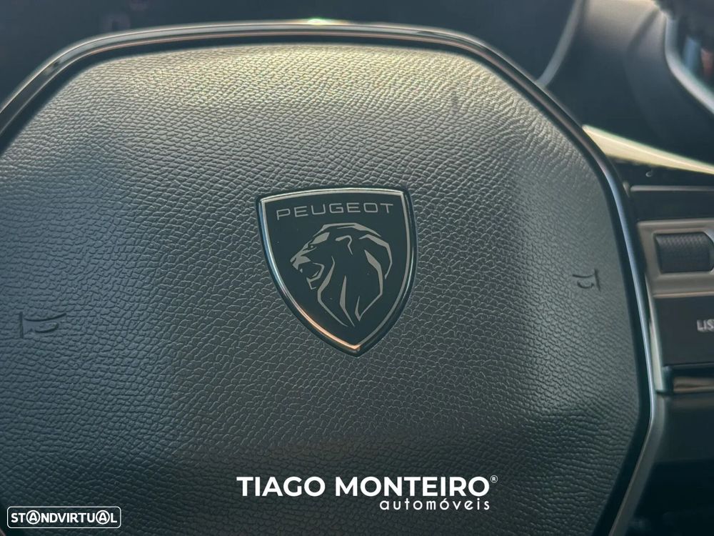 Peugeot 208 1.2 PureTech Allure - 32