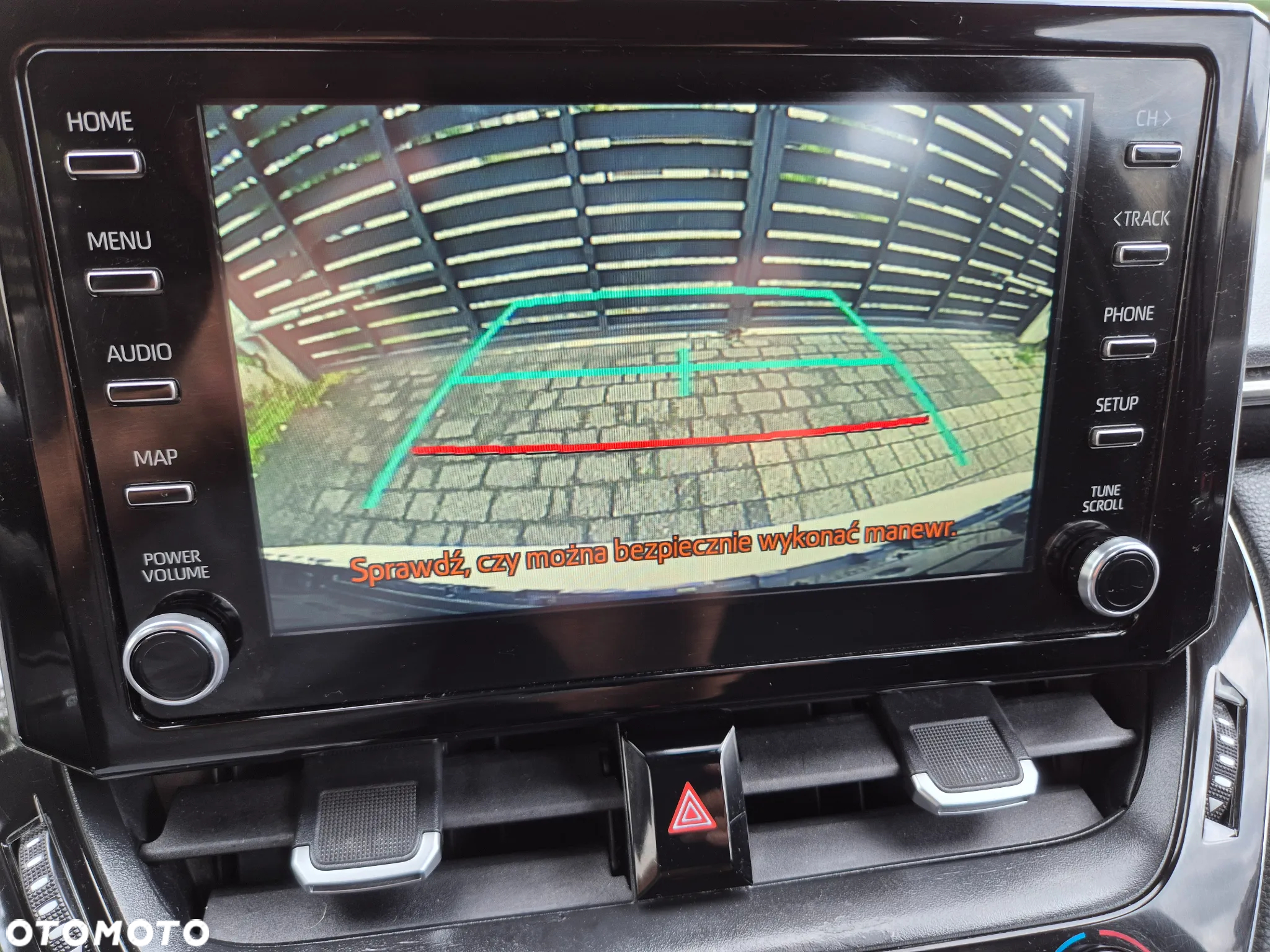Toyota Corolla 1.8 Hybrid Comfort - 9