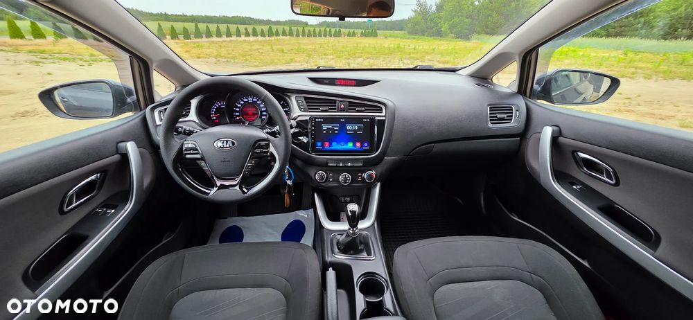 Kia Ceed 1.4 L Business Line - 35