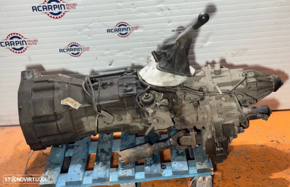 Caixa de Velocidades e Caixa de Transferências Nissan Navarra D40 2.5 DCI Ref: YD25 Ano 2006 - 1