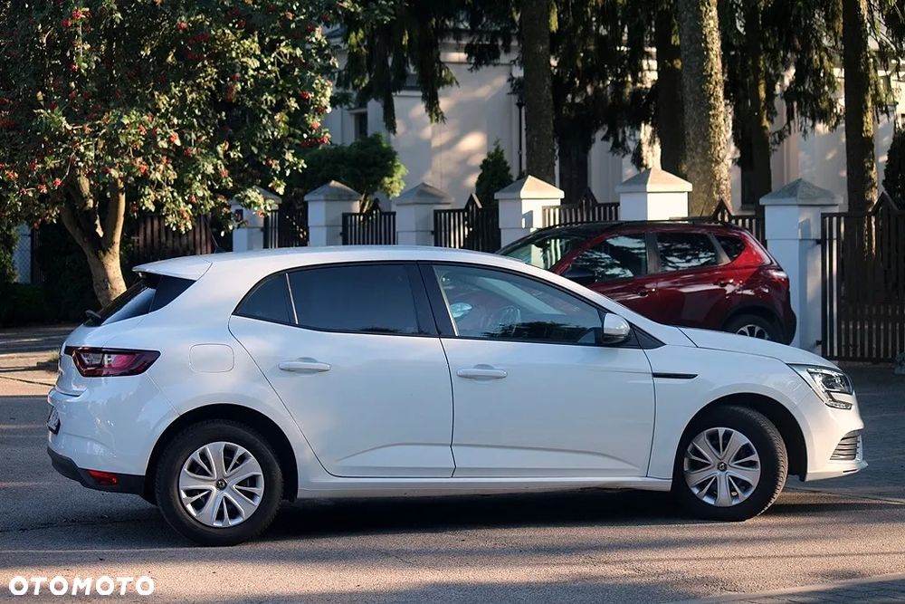 Renault Megane ENERGY TCe 115 LIMITED - 24