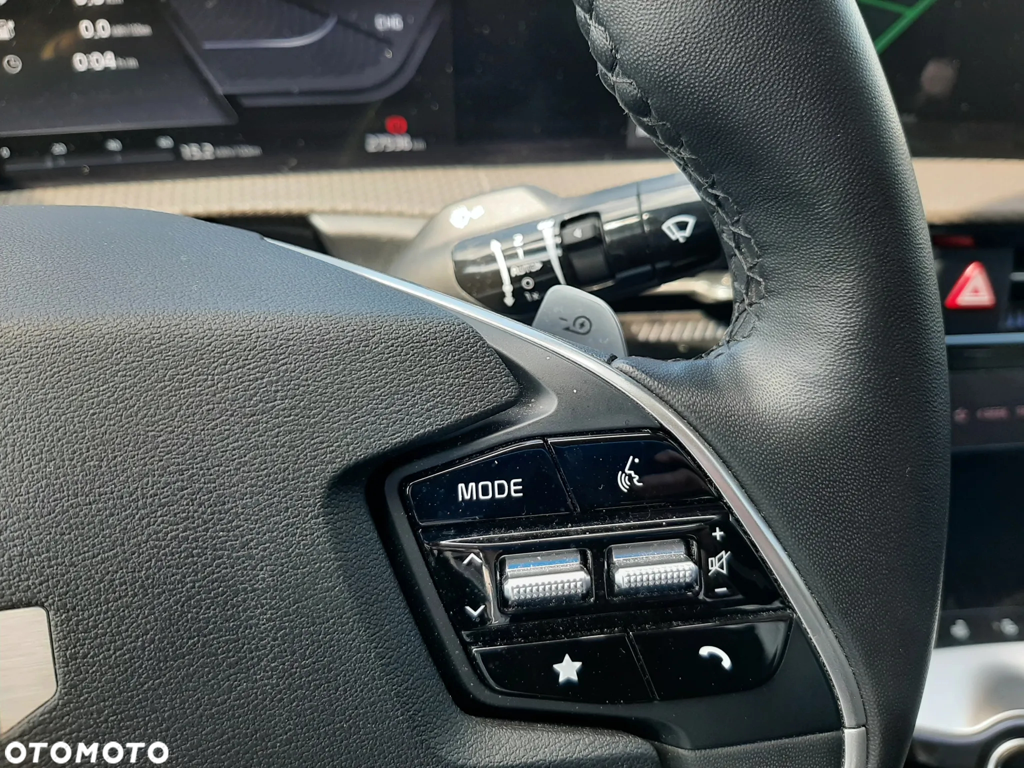Kia EV6 77.4kWh Plus - 15