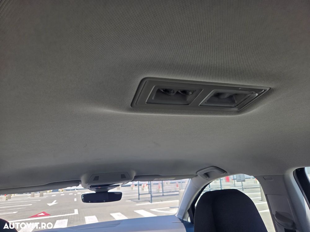 Volkswagen Golf 1.5 eTSI ACT DSG MHEV Life - 8