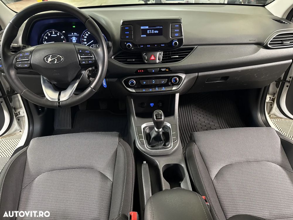 Hyundai i30 - 10