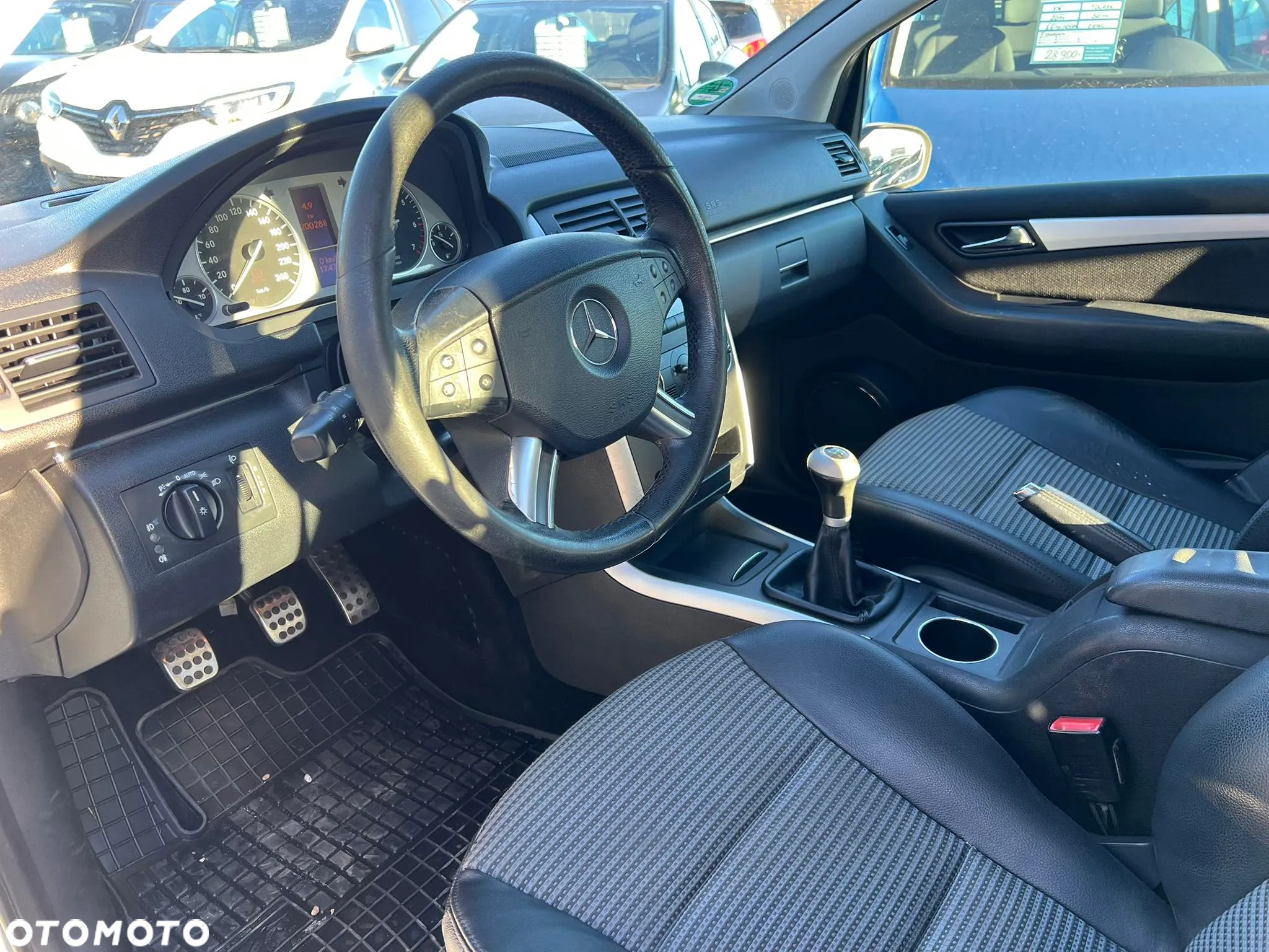Mercedes-Benz Klasa B 200 - 10