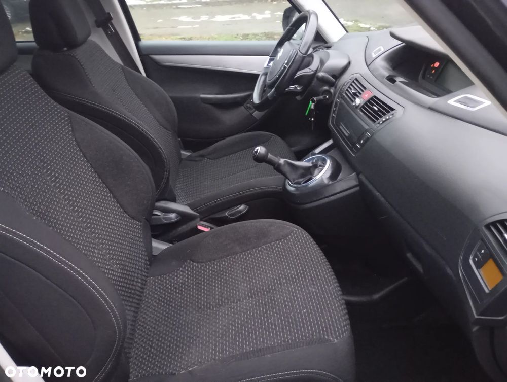 Citroën C4 Grand Picasso 1.6 HDi FAP Exclusive - 40
