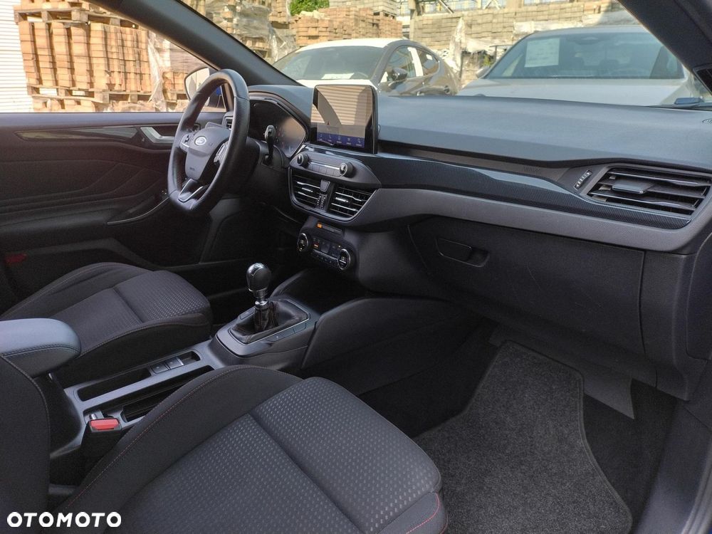 Ford Focus 1.5 EcoBoost ST-Line ASS - 26