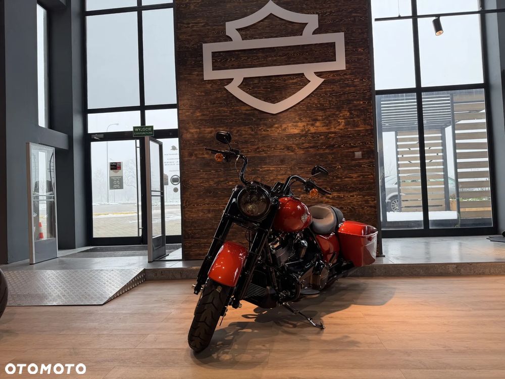 Harley-Davidson Touring Road King - 4