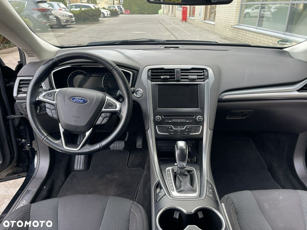 Ford Mondeo - 22