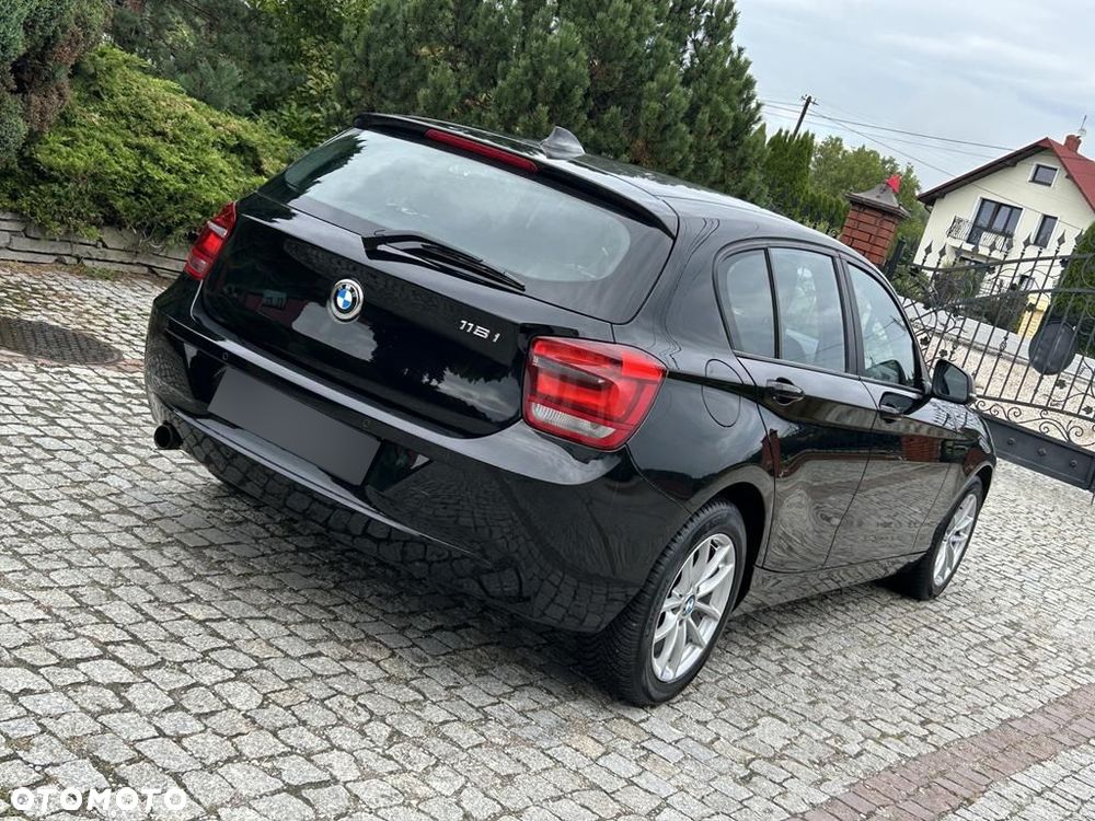 BMW Seria 1 116i - 12