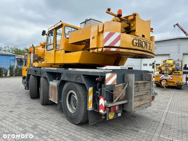 Grove GMK 3050 - 3