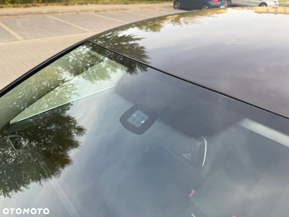 Volkswagen Passat 2.0 TDI Highline - 17