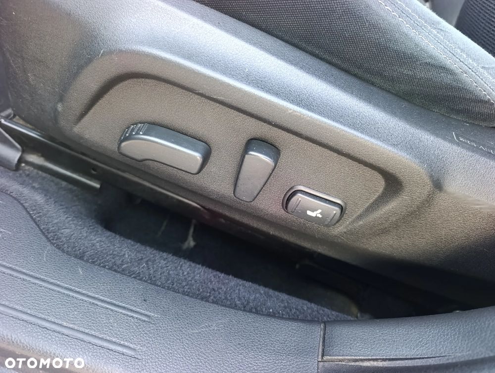 Subaru Outback 2.0D Lineartronic Comfort - 17