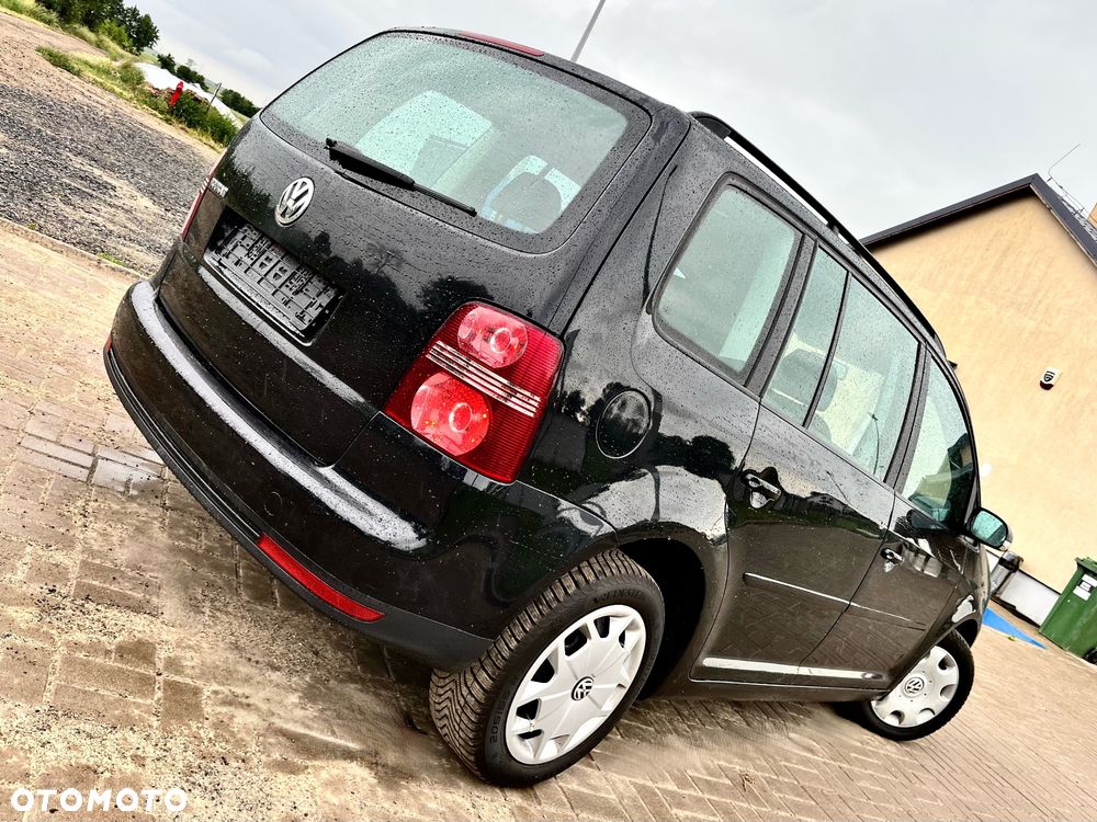 Volkswagen Touran 1.6 Trendline - 4