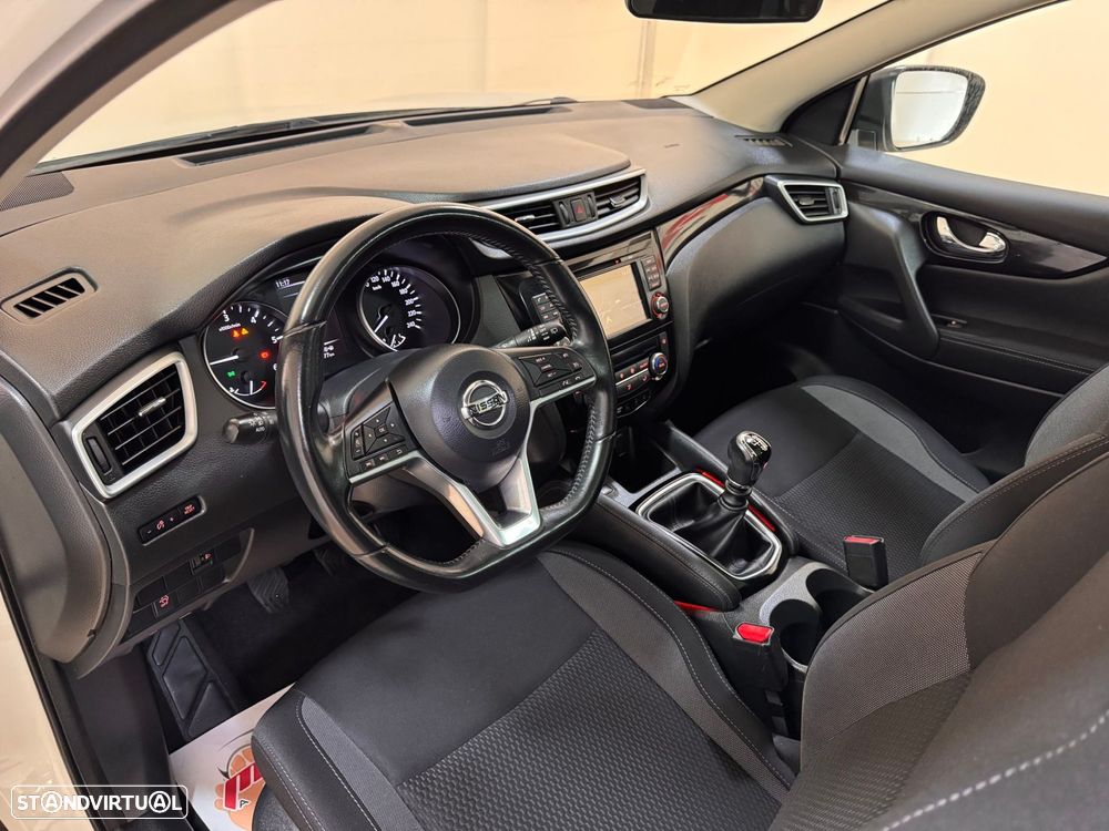 Nissan Qashqai 1.5 dCi N-Connecta - 13